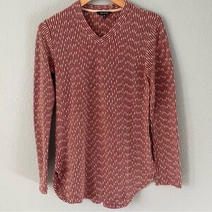 Yak & Yeti Striped Vneck Sweater